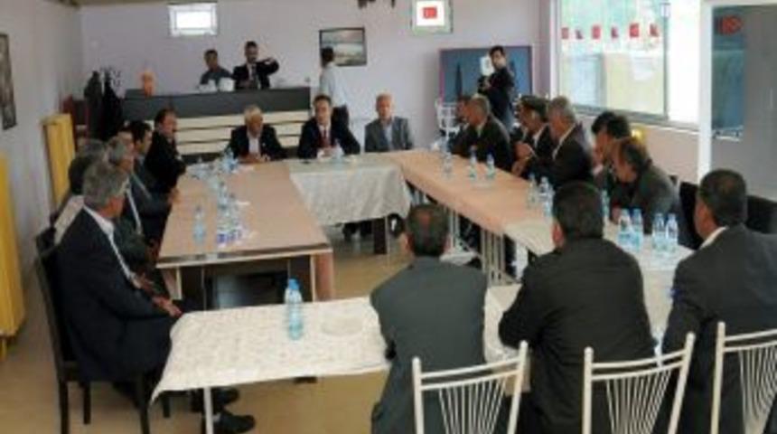 &Ccedil;elikhan'da K&ouml;ylere Hizmet G&ouml;t&uuml;rme Birliği Encumen Se&ccedil;imi Yapıldı