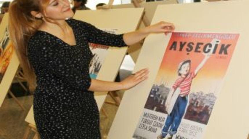 "romandan Beyaz Perdeye" Afiş Sergisi