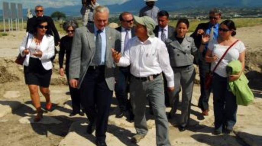 Ricciardone: Denizli&rsquo;ye Sanayi Ve Turizm Yatırımlarını Teşvik I&ccedil;in Geldik