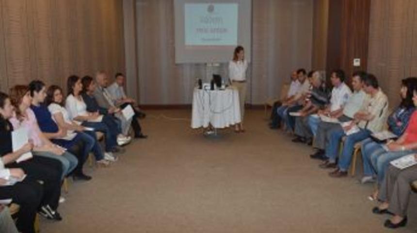 Denizli Belediyesi'nden Hizmet İ&ccedil;i Eğitim Semineri