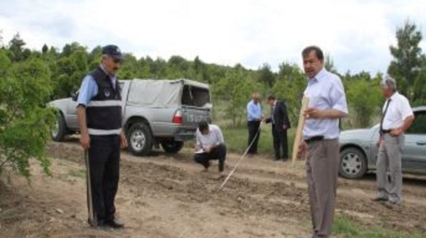 Osmancık Adatepe'de Yol &Ccedil;alışmaları Başladı