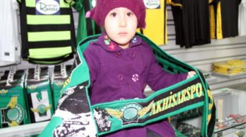 Akhisarspor Store'ye Büyük İlgi