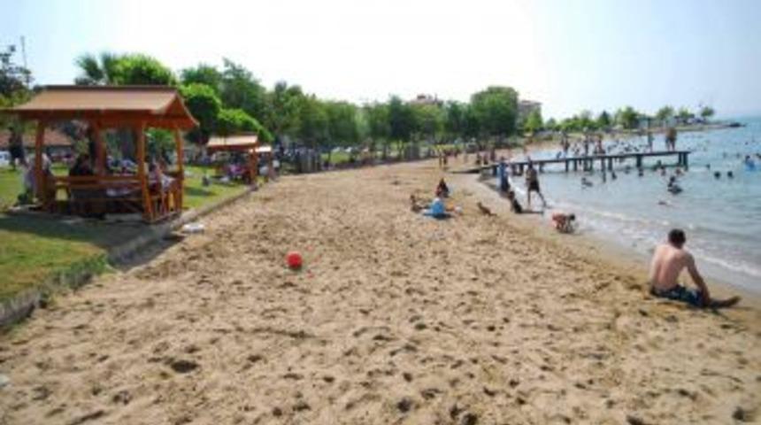 Karam&uuml;rsel'e Mavi Bayrak