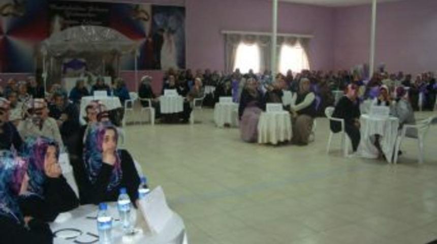 Alaplı'da kız kuran kursları yarıştı