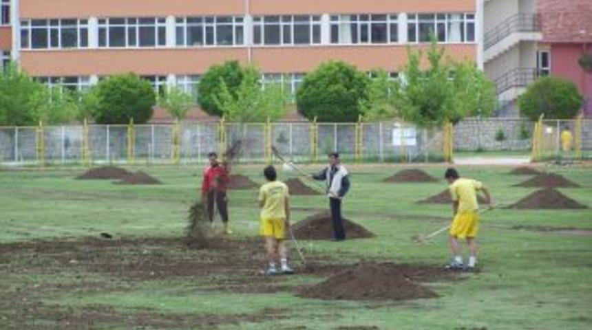 Kendi Sahalarını Kendileri Yapıyor