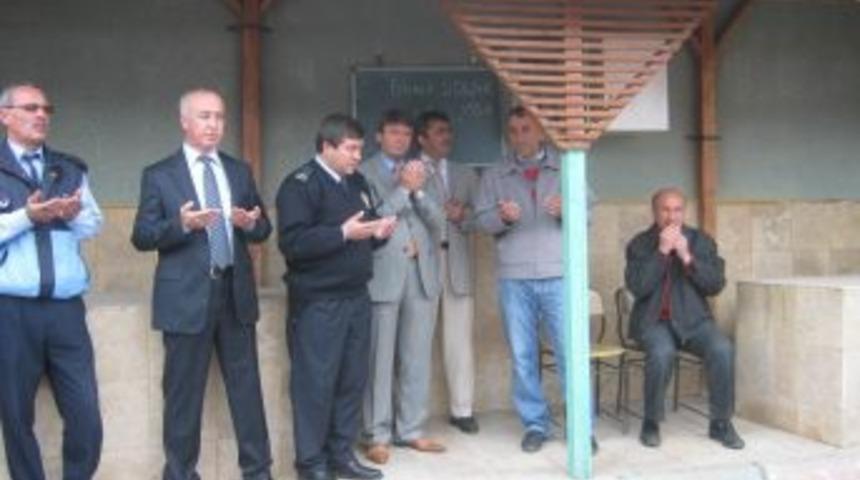 B&uuml;nyan G&uuml;lveren Derneği Kermes D&uuml;zenledi