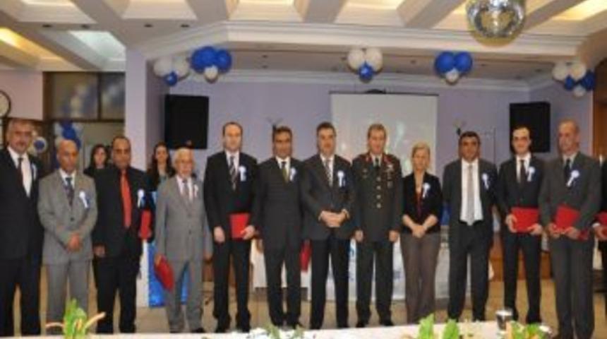 Aydın'da En &Ccedil;ok Prim &Ouml;deyenler &Ouml;d&uuml;llendirildi