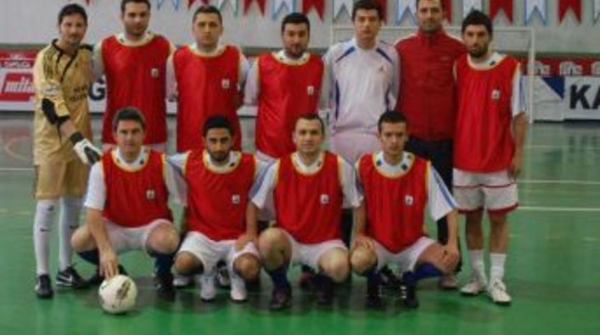 Kartepe'de Futbol Heyecanı Devam Ediyor
