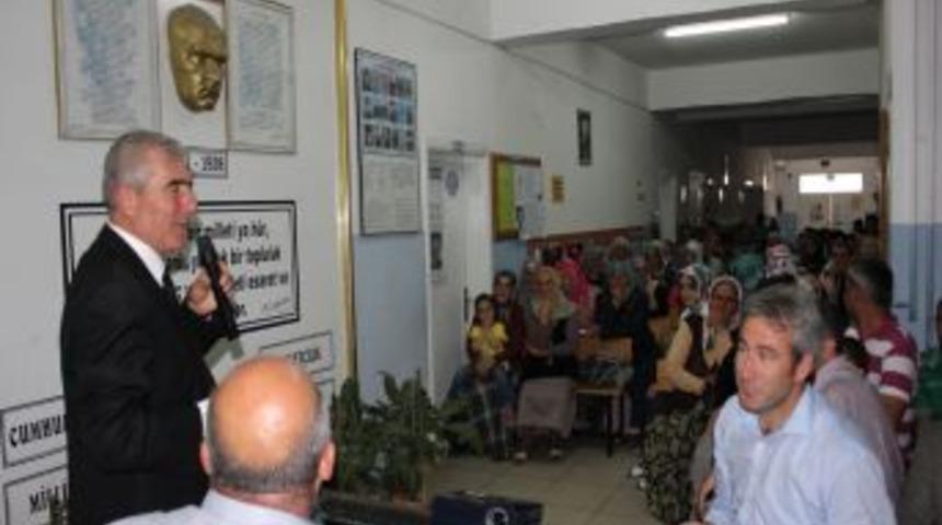 Başkan Yenihan'dan Okul Ziyareti