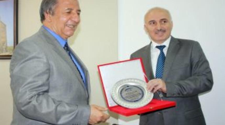 Vali Kara: Vergi, Kazancı Helalleştiriyor