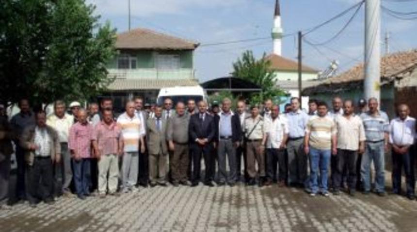 Peynircioğlu, K&ouml;y Gezilerine Aralıksız Devam Ediyor