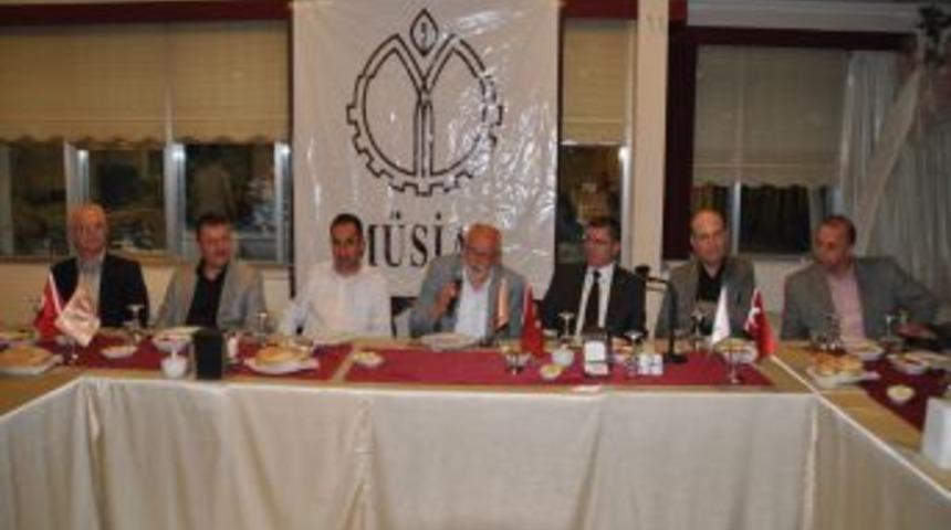 M&uuml;siad'tan Konferans