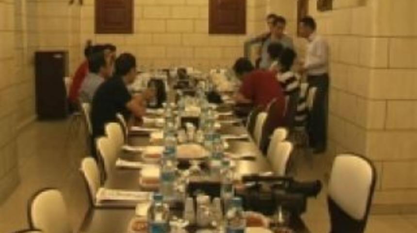 Ev sahipsiz basın toplantısı