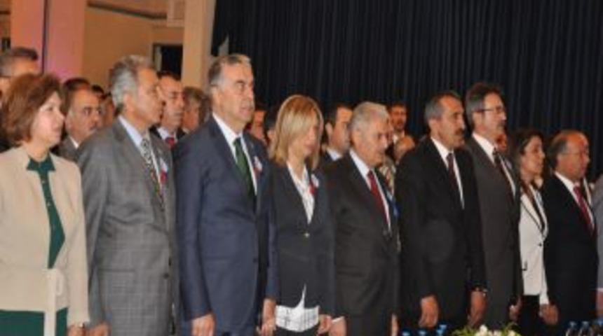 Bakan Yıldırım, &Uuml;&ccedil; Boyutlu Alışveriş Merkezinin A&ccedil;ılışına Katıldı