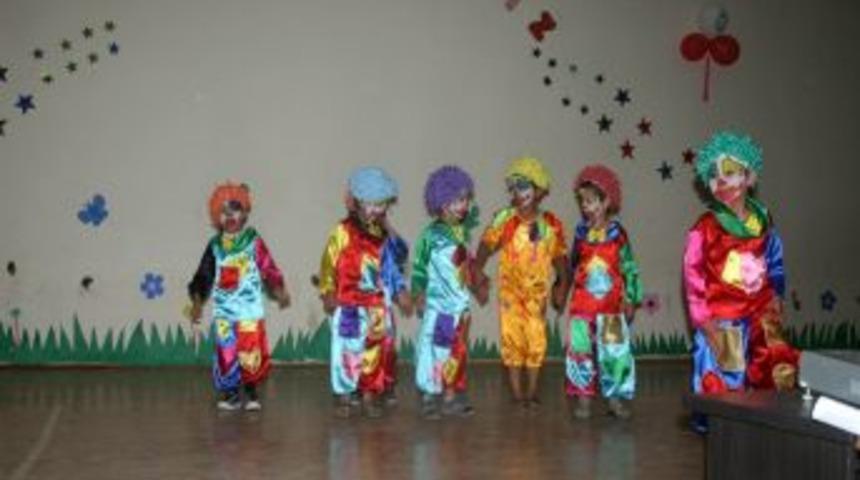 Midyat&rsquo;ta Anasınıfı &Ouml;ğrencileri Yıl Sonu Etkinliği D&uuml;zenledi