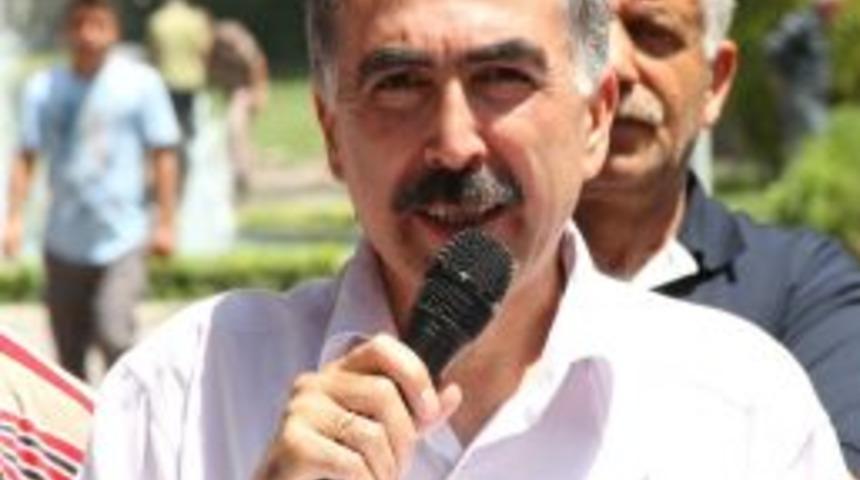 Memurlar 'y&uuml;zde 30' Zam İ&ccedil;in 'grev'e Gidiyor