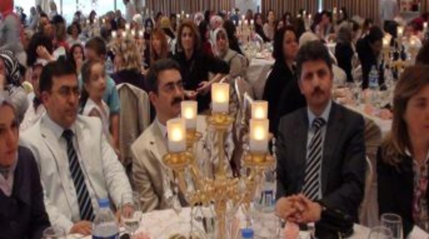 ETKİNDER, Hemşireleri Yemekte Buluşturdu