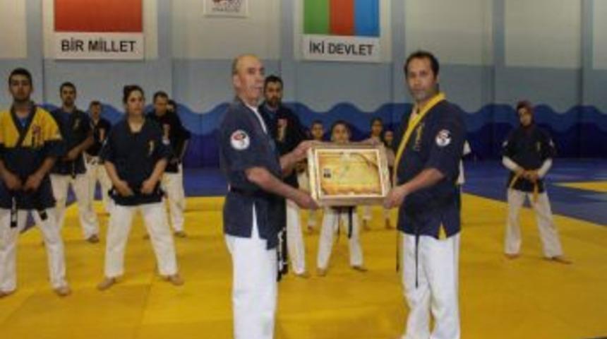 Dedelerin En G&uuml;&ccedil;l&uuml;s&uuml;