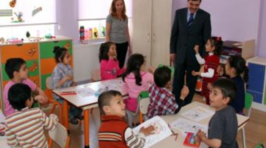 Vali Yılmaz Anaokulunu Ziyaret Etti