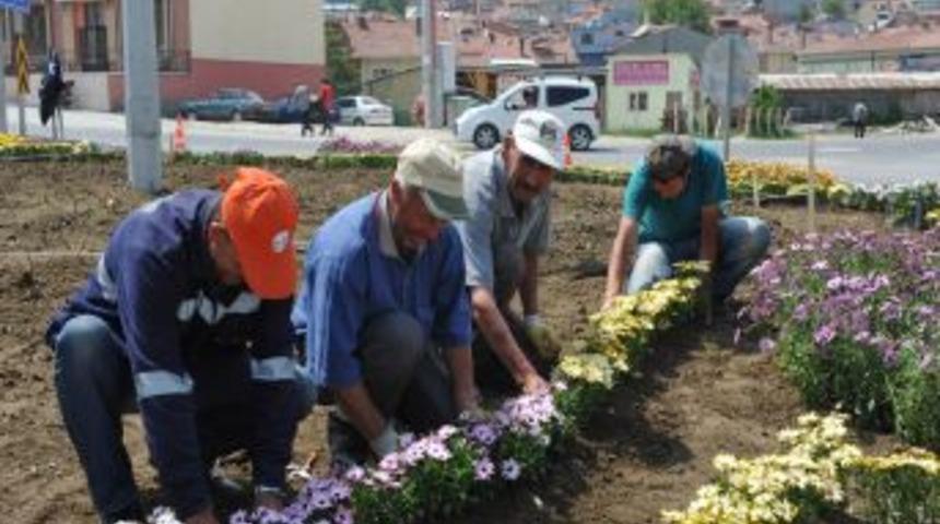 Belediyeden Kavşak D&uuml;zenlemesi