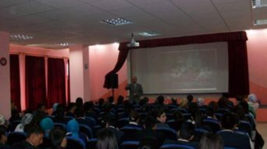 Sigara İle M&uuml;cadele T&uuml;m Hızıyla S&uuml;r&uuml;yor