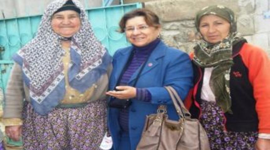 Chp &Ouml;demiş İl&ccedil;e Kadın Kolları Kongresi 4 Haziran'da. Kadın Kolları Başkanı Akg&uuml;n Yeniden Aday Olmayacak