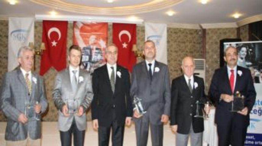 Sakarya'da Toplam Sigortalı &Ccedil;alışan Sayısı 210 Bin Kişi