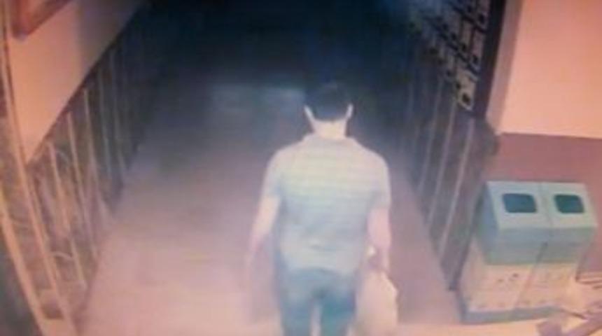 Hırsız, Milletvekilinin Oğlunun Ayakkabılarını &Ccedil;aldı