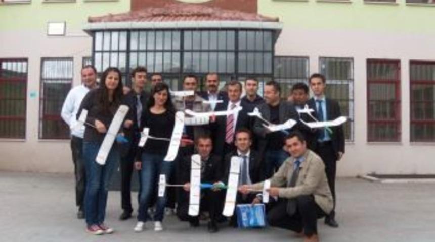 &Ccedil;iftlik'te A&ccedil;ılan Model U&ccedil;ak Kursu Tamamlandı