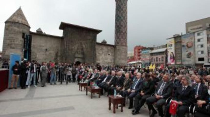 3. Uluslararası T&uuml;rk Ş&ouml;leni &Uuml;&ccedil; G&uuml;n S&uuml;recek