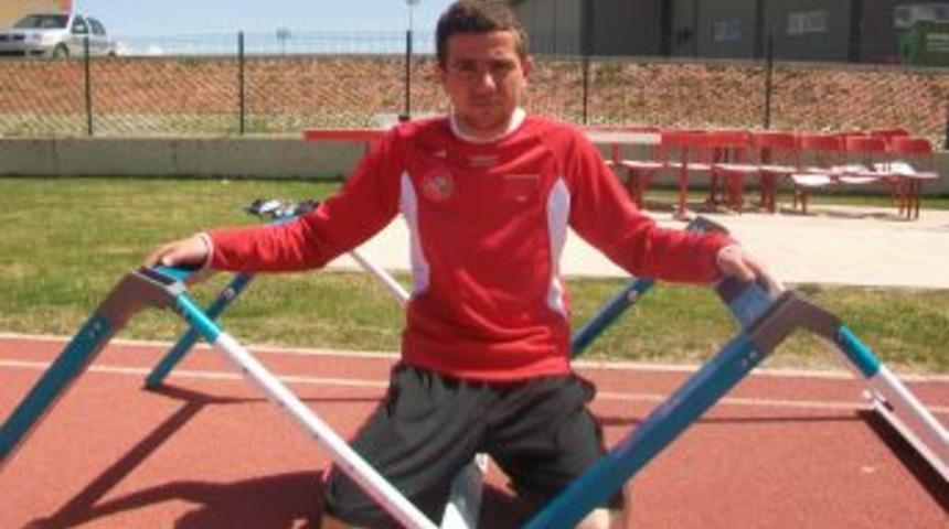 Atletizmde Atat&uuml;rk &Uuml;niversitesitesi'nin Başarısı