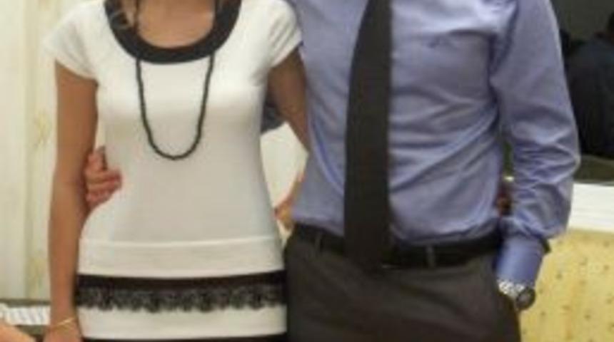 Balayı D&ouml;n&uuml;ş&uuml; Otomobil Takla Attı, 4 G&uuml;nl&uuml;k Damat &Ouml;ld&uuml;, Gelin Ağır Yaralandı