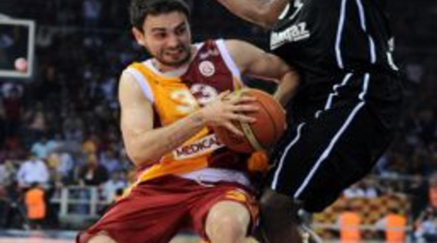 Galatasaray Medical Park'ı 81-72 Yenen Beşiktaş Milangaz Seriyi 1-1 Yaptı