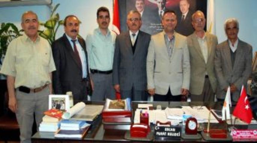 Sucaaddin Veli Derneği Ak Parti Odunpazarı İl&ccedil;e Teşkilatını Ziyaret Etti