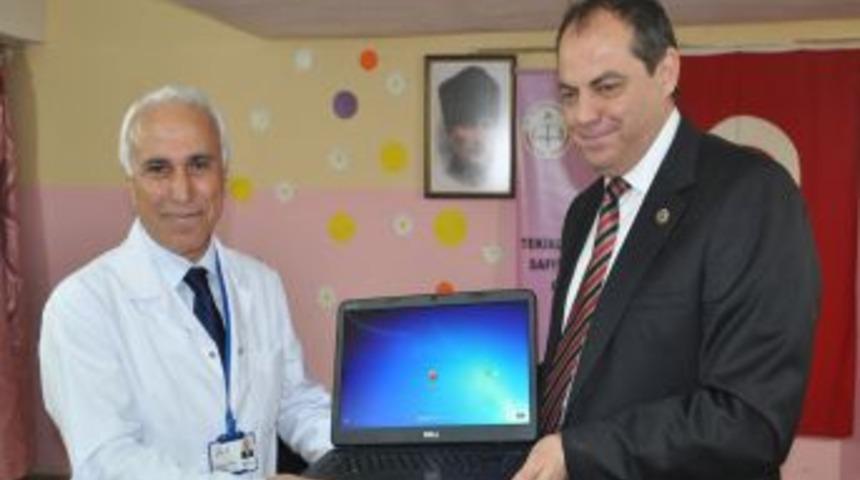 Tekirdağ Belediyesi Temiz Okulları Laptopla &Ouml;d&uuml;llendirdi