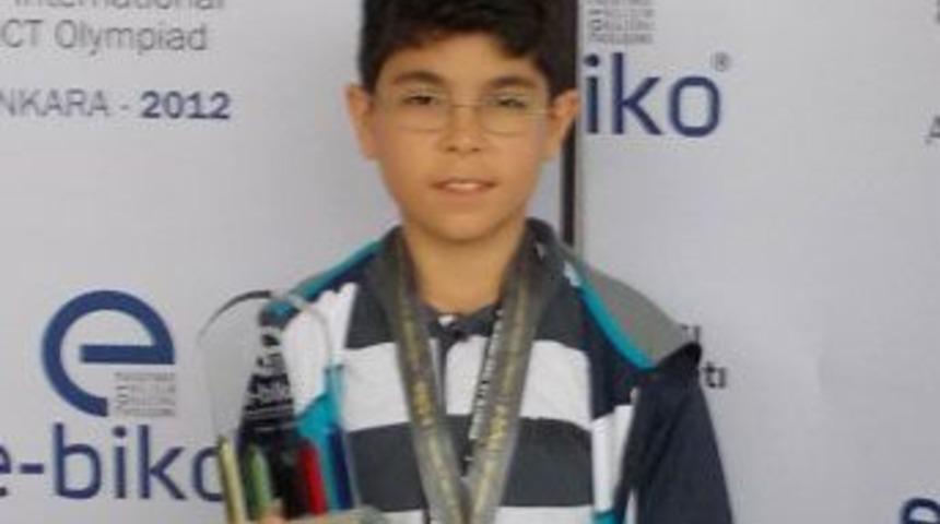 Manavgat Koleji'ne EBİKO&rsquo;da bronz madalya