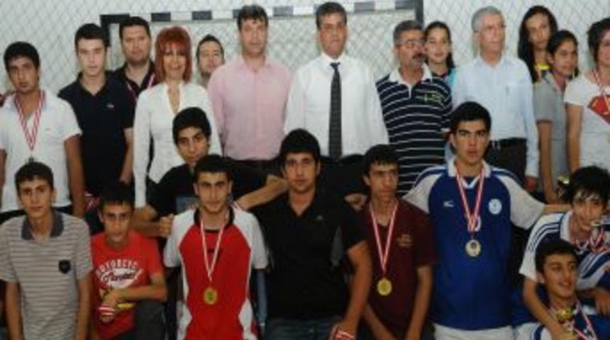 Yenişehir Hentbol Turnuvası Sona Erdi