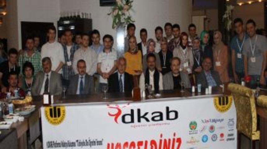 Malatya'da Din K&uuml;lt&uuml;r&uuml; Ve Ahlak Bilgisi &Ouml;ğrenci Platformu Buluşması Ger&ccedil;ekleştirildi