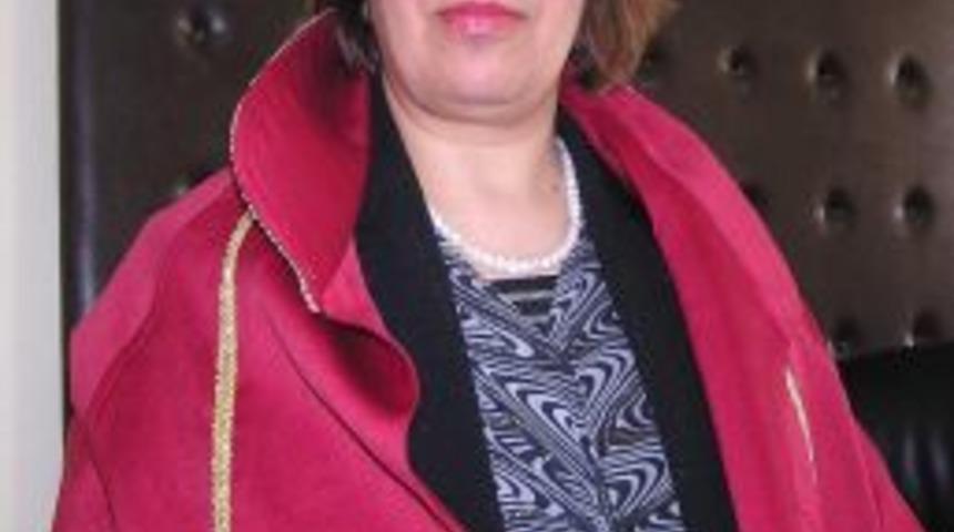 Hakim 200 Kişiyi Dinledi, Bayan M&uuml;direyi Serbeset Bıraktı