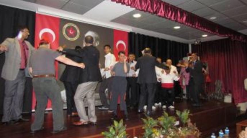 Engelliler G&ouml;n&uuml;llerince Eğlendi