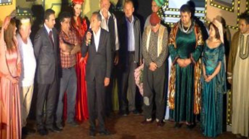 G&ouml;lbaşı'da 'kanlı Nigar' Oyunu Sahnelendi