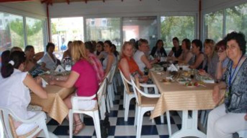 Didim Anaokulu Polonyalı Ve Macar &Ouml;ğretmenleri Ağırladı