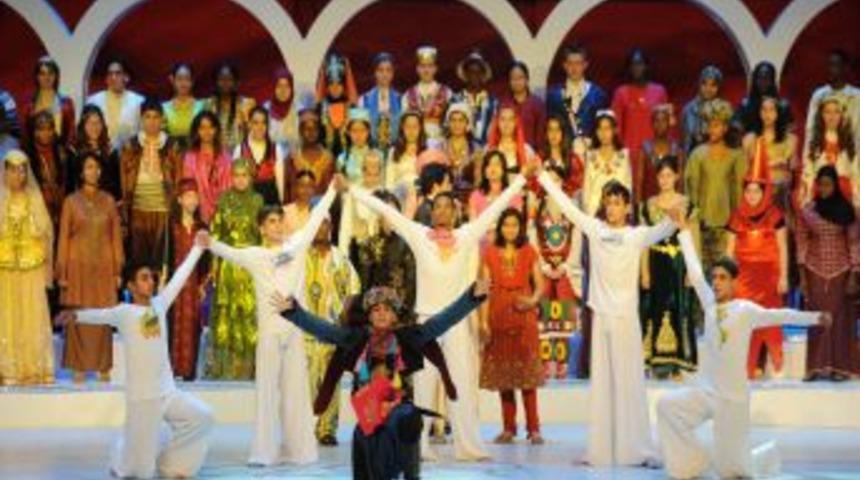 G&ouml;&ccedil;men Kuşlar Geri D&ouml;n&uuml;yor: 10. Uluslararası T&uuml;rk&ccedil;e Olimpiyatları Başlıyor