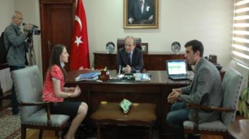 Batum Heyetinden Vali &Ouml;zt&uuml;rk'e Ziyaret