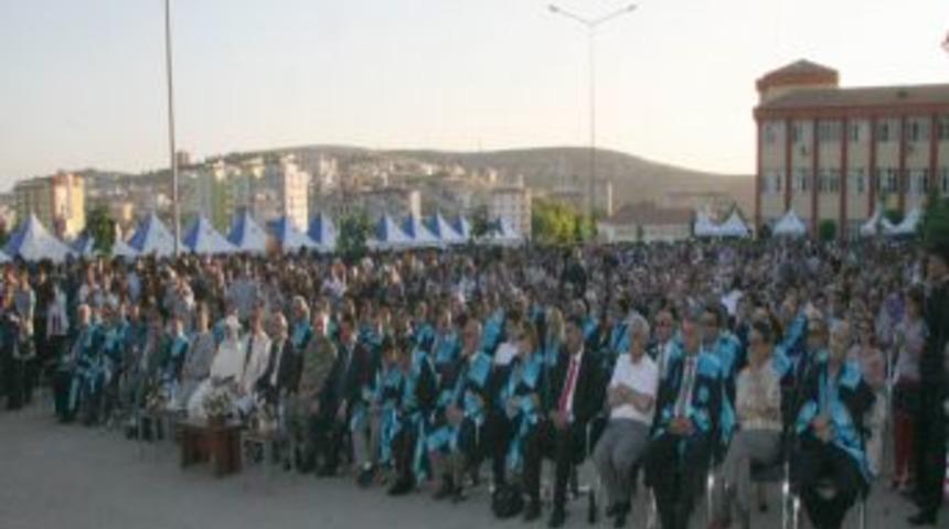 7 Aralık &Uuml;niversitesi'nde Mezuniyet Coşkusu