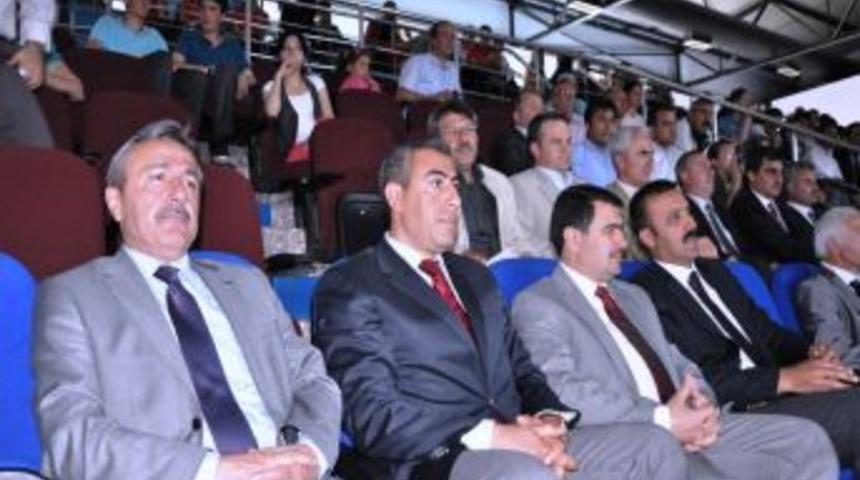 D&uuml;zce'de Gen&ccedil;lik Haftası'nda Bilgi Yarışması