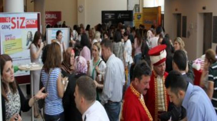 Trabzon'da Hemşirelikte Liderlik Sempozyumu D&uuml;zenlendi