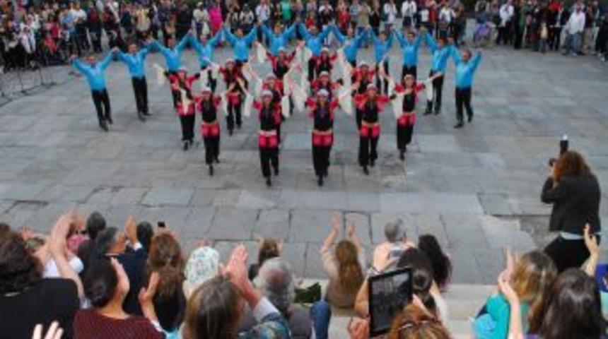 New York’taki Türk Günü Yürüyüşü Ve Festivali'nde Ankara Rüzgarı Esti