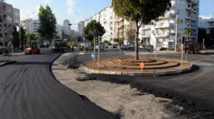 Burhanettin Onat Caddesi Trafiğe A&ccedil;ıldı