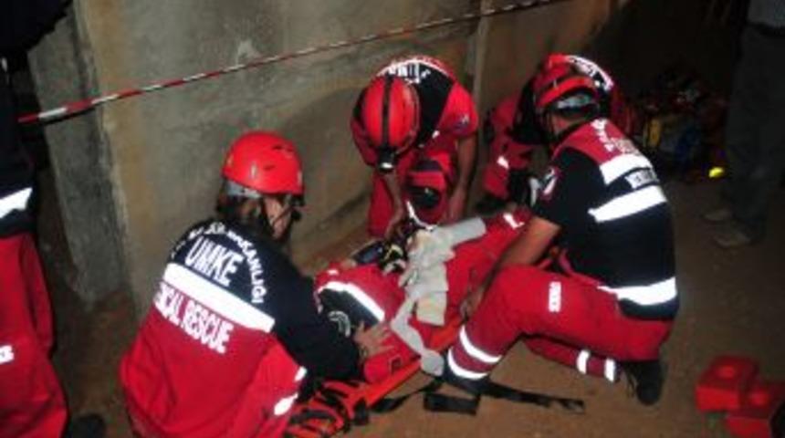 UMKE, Depreme Gece Yarısı Yapılan Tatbikatlarla Hazırlanıyor